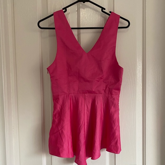 Three of something pink sleeveless blouse size AU6 - Picture 5 of 11